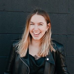 Meet your Posher, Esther